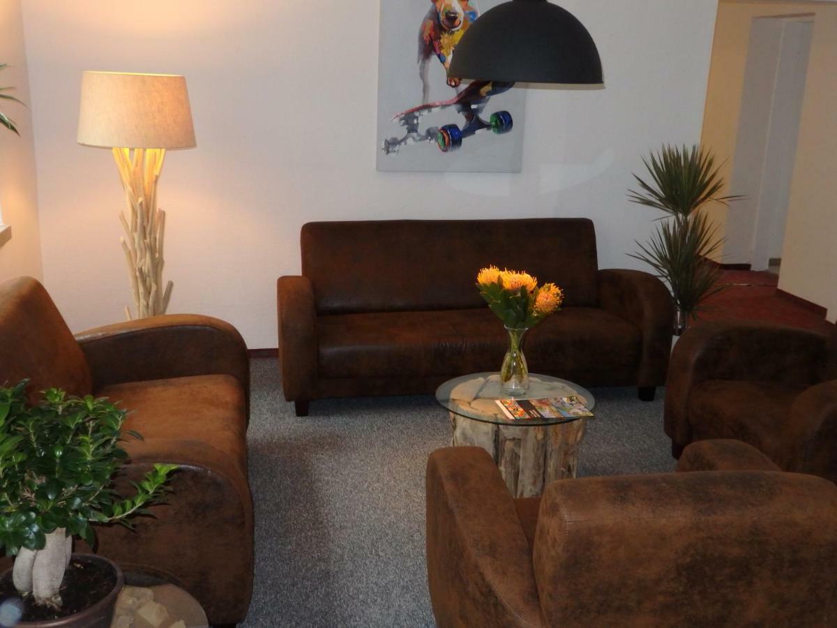 Hotel Zur Saale à Weißenfels Extérieur photo