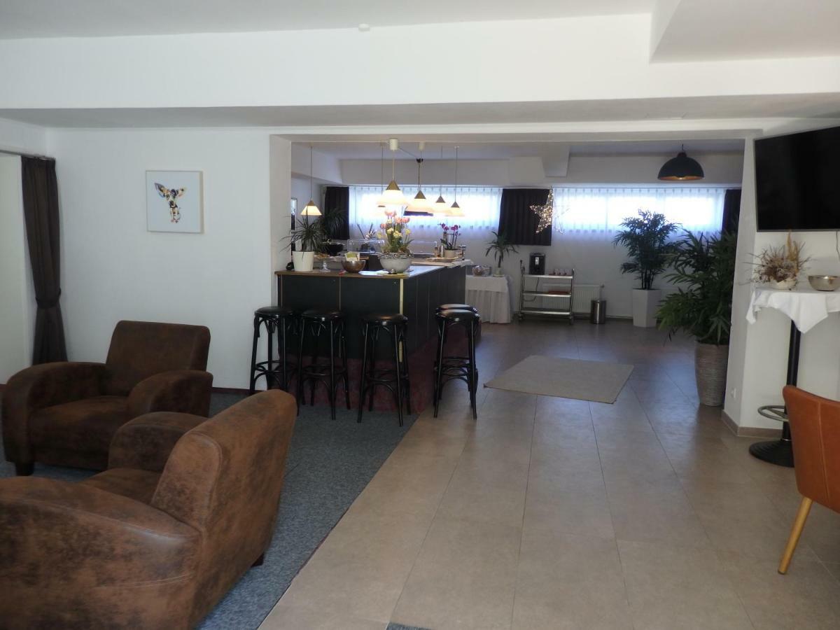 Hotel Zur Saale à Weißenfels Extérieur photo