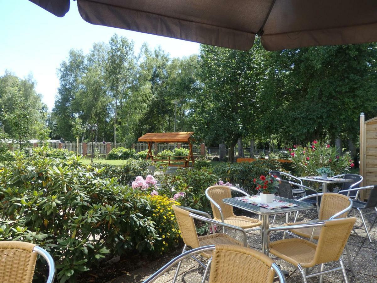 Hotel Zur Saale à Weißenfels Extérieur photo